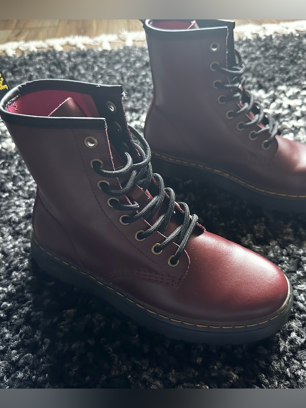 Dr. Martens Zavala size 7